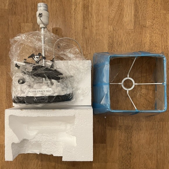 NEW!! Extremely Rare! Walt Disney Mickey Mouse Plane Crazy 1928 Table Lamp 15.5” - Picture 5 of 6